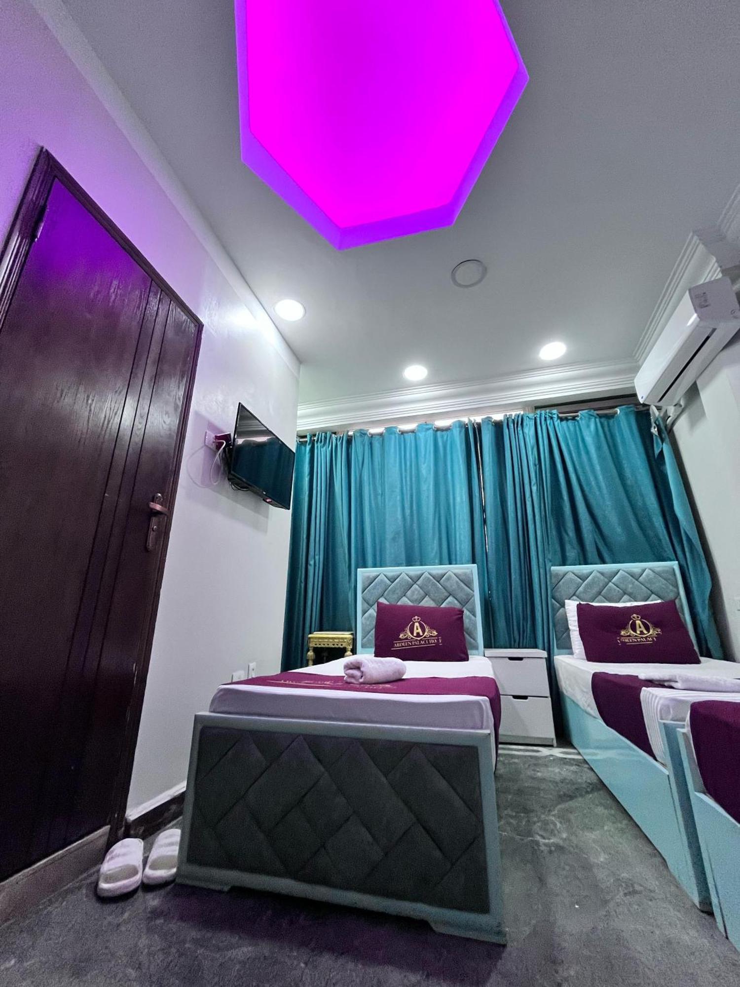 Abdeen Cairo Hostel Екстериор снимка